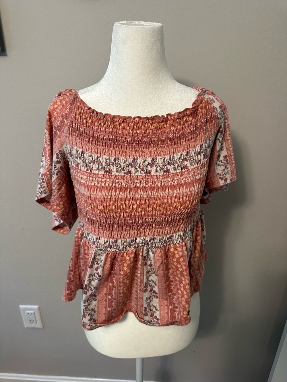 NIRVANA Rust-Pink Smocked Peasant Top with Floral Stripe